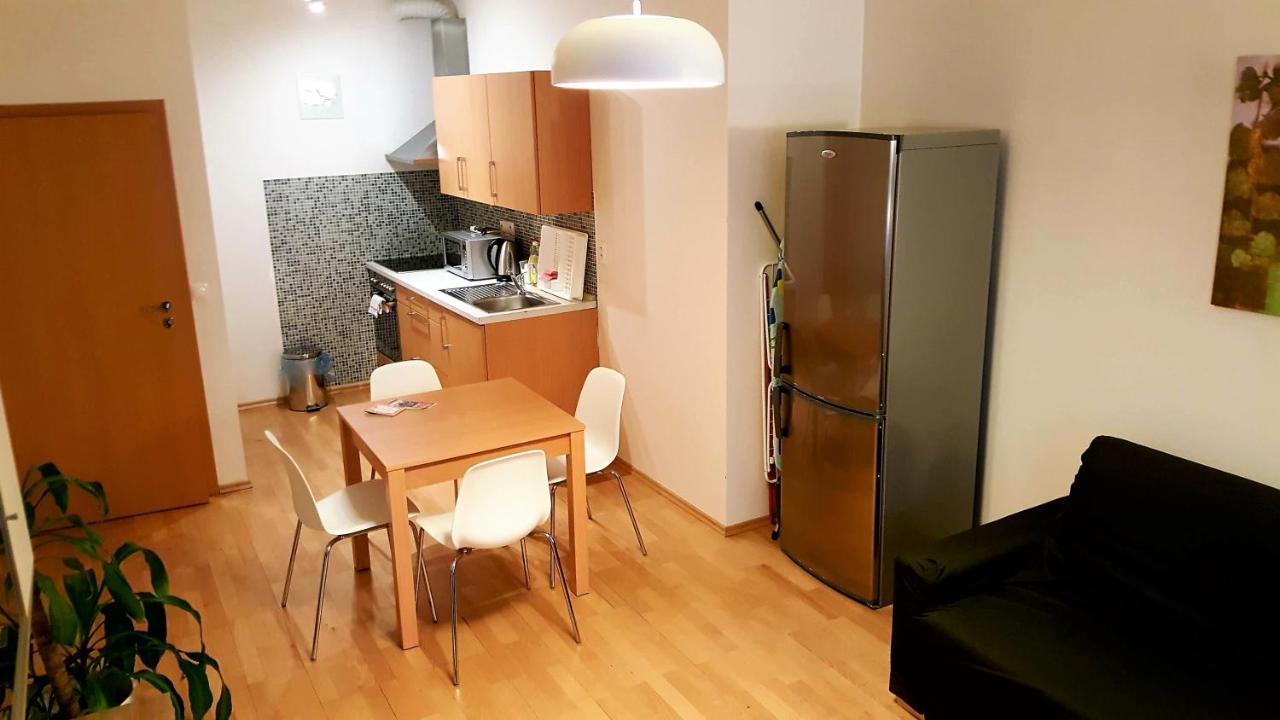 Apartment Smichov Praga Exterior foto